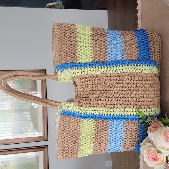 Brand new Raffia bag - Picture 3 of 9